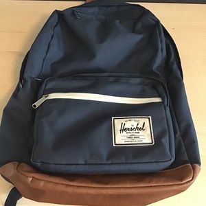 Herschel Back pack